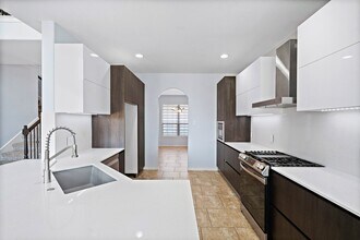 Building Photo - 29006 Dryander Forest Ct