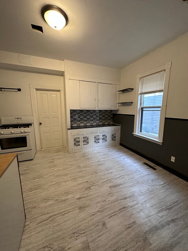 Foto del edificio - 2232 Hillside Ave