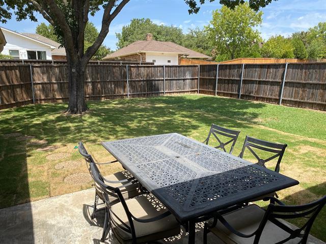 Foto del edificio - 331 Aspenway Dr