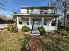 Building Photo - 15 Maple Grove St