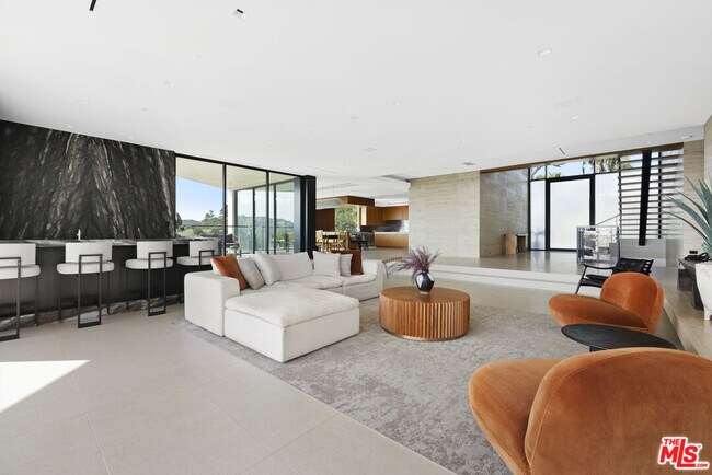 Foto del edificio - 1731 Summitridge Dr