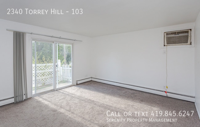 Building Photo - 2340 Torrey Hill Dr