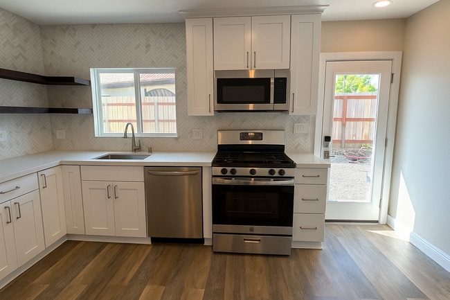 Building Photo - 5432 Horse Ridge Way