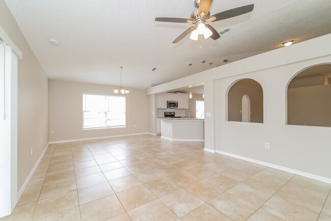 Building Photo - 2147 Marisol Loop