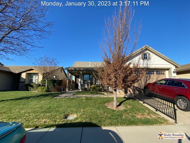 Foto del edificio - Pristine Home in 55 and Older Active Livin...