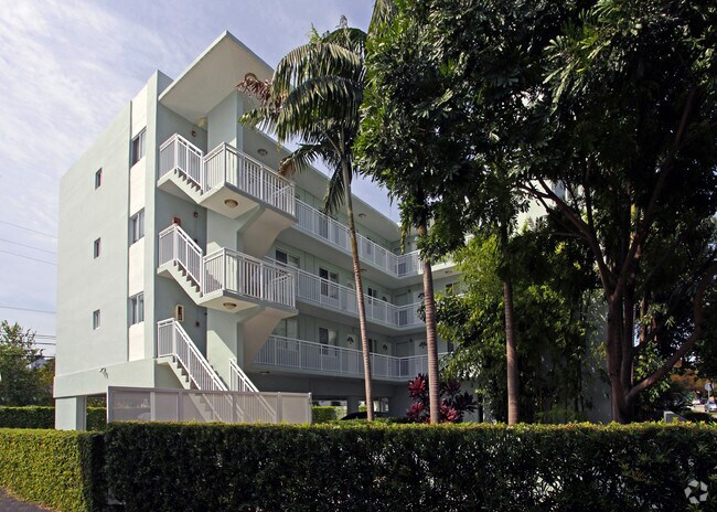 Foto del edificio - Navarre Park Condo