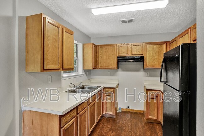 Photo - 1518 W 27th St House