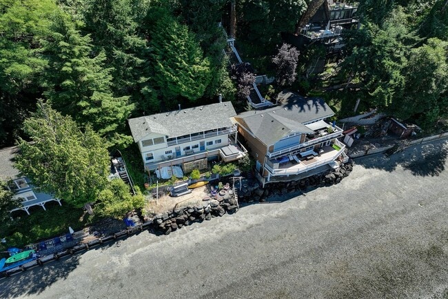 Building Photo - 3bd/2ba Burien House