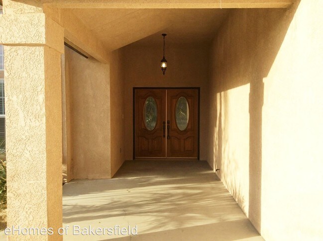 Foto del edificio - 15116 Dobbs Ave