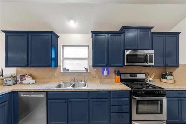 Building Photo - 1514 Greenbrier Dr