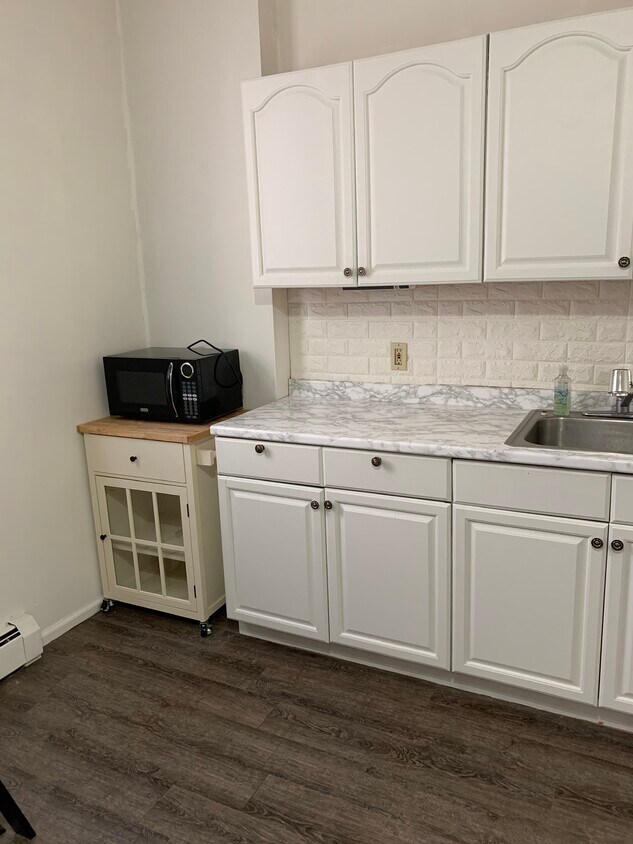 New Cabinetry - 284 Lafayette St