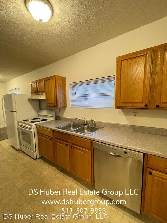 Foto del edificio - 3 br, 1 bath House - 843 Comfort St