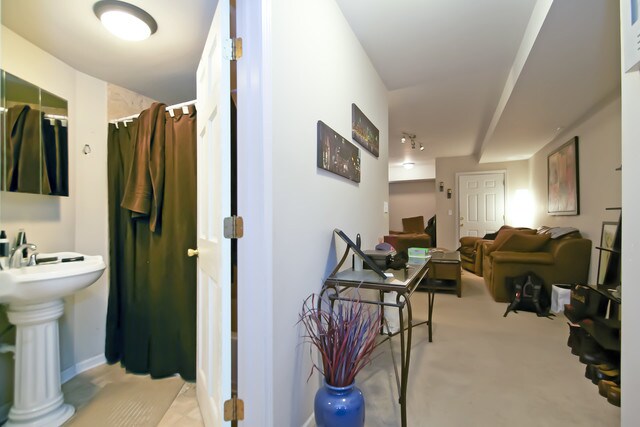 Building Photo - 21 W Division St