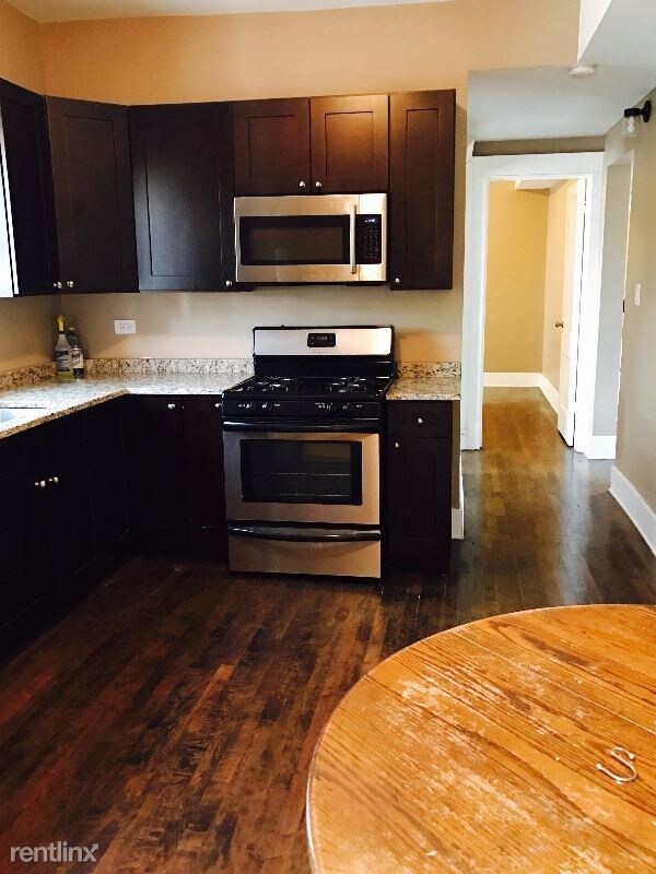 Foto principal - 1248 N Keeler Ave