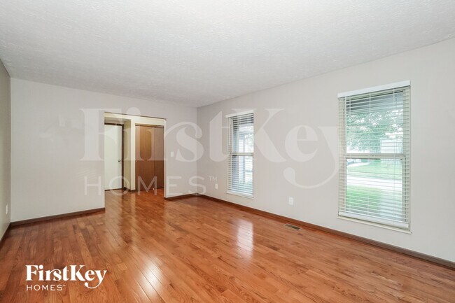 Foto del edificio - 4033 Erin Ln
