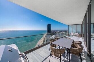 Building Photo - 18975 Collins Ave