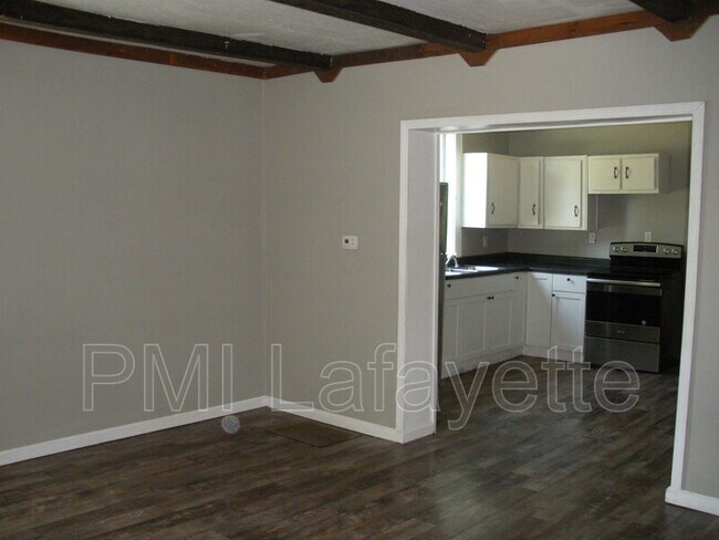 Building Photo - 306 E Monroe St
