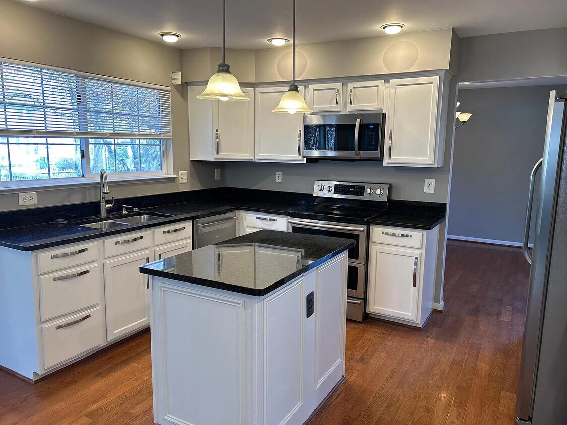 Foto del edificio - 43168 Wintergrove Dr