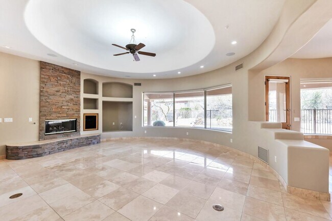 Building Photo - Relax by Pool with Mountain Views, Private...