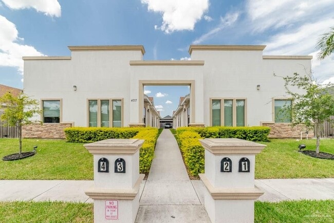Foto del edificio - 4717 N Dogwood St
