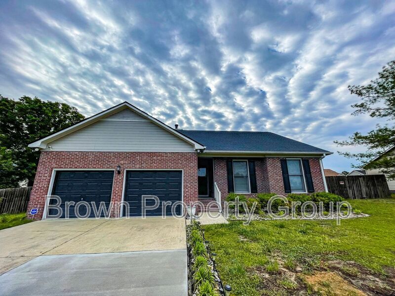 Primary Photo - 2929 Braddy Rd