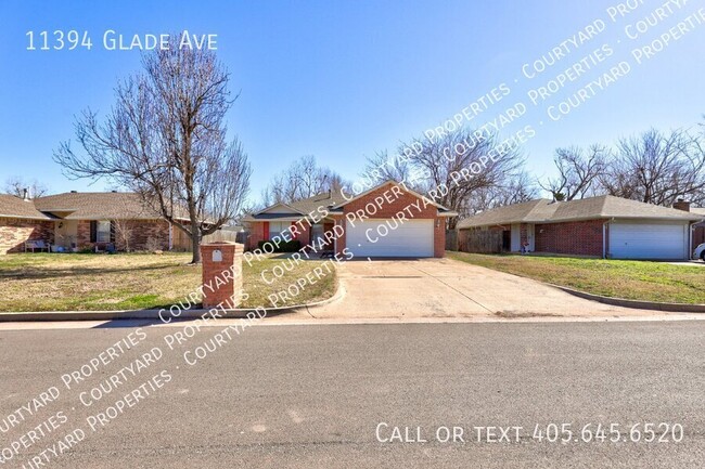 Building Photo - 11394 Glade Ave