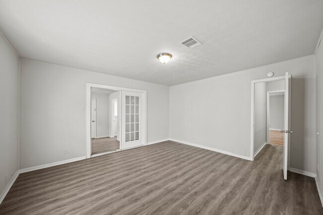 Foto del edificio - 6806 Woodrow St