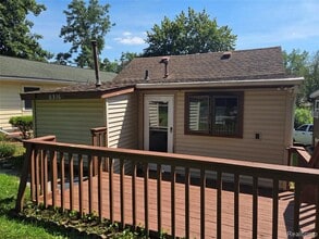 Building Photo - 6316 Oakdale