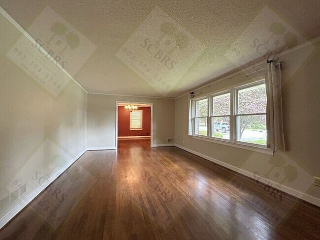 Foto del edificio - SE Columbia - 3 bedroom, 2 bath clean single story