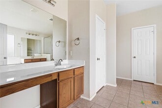 Building Photo - 200 Memory Ln