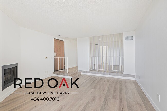 Foto del edificio - 8309 Cedros Ave