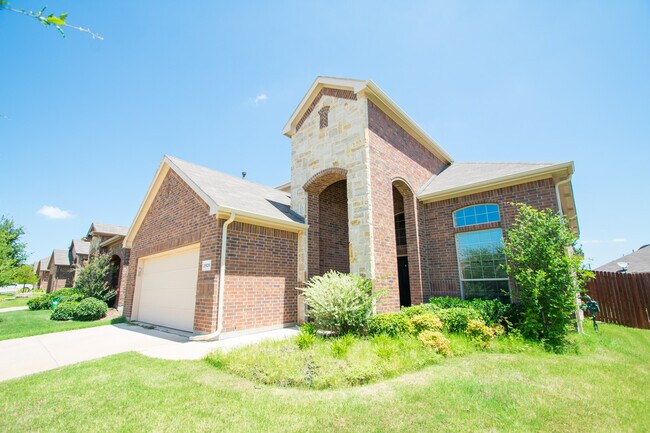 Foto del edificio - Beautifully Crafted 4-2.5-2 in Fort Worth-...