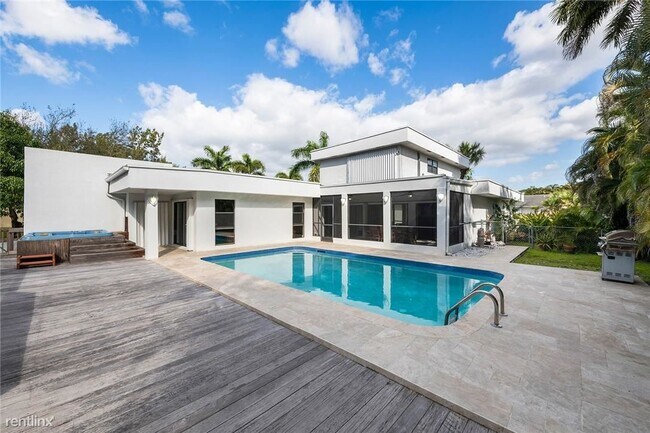 Foto del edificio - 4 br, 2 bath House - 6280 SW 56th Ct