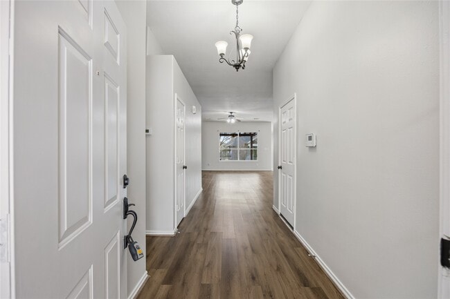 Building Photo - 19718 Gable Woods Dr