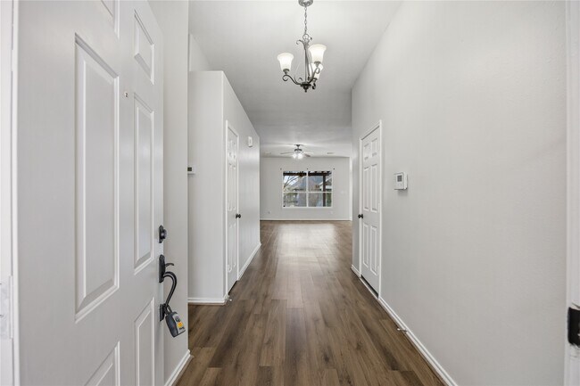 Foto del edificio - 19718 Gable Woods Dr