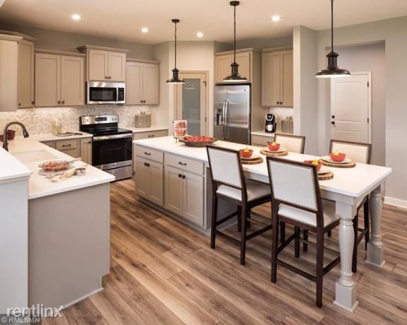 Foto del edificio - 4 br, 1 bath House - 7203 Palmgren Avenue NE