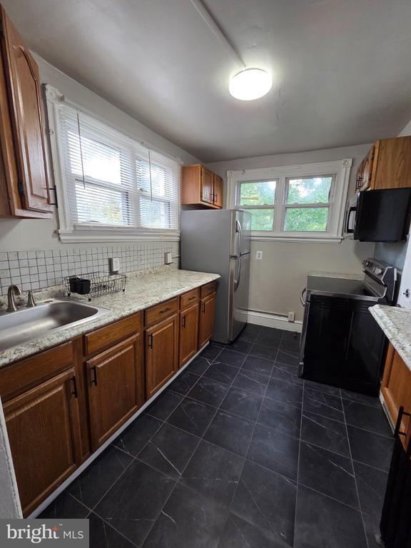 Foto del edificio - 602 W 23rd St