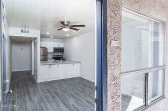 Building Photo - 4635 N 27th Ave