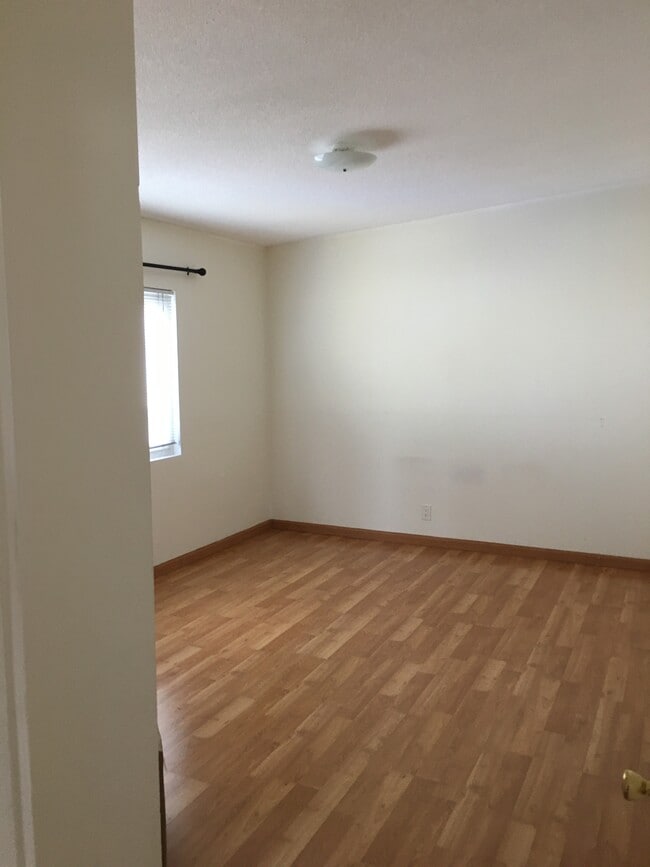Foto del edificio - 416 Rosecrans Ave