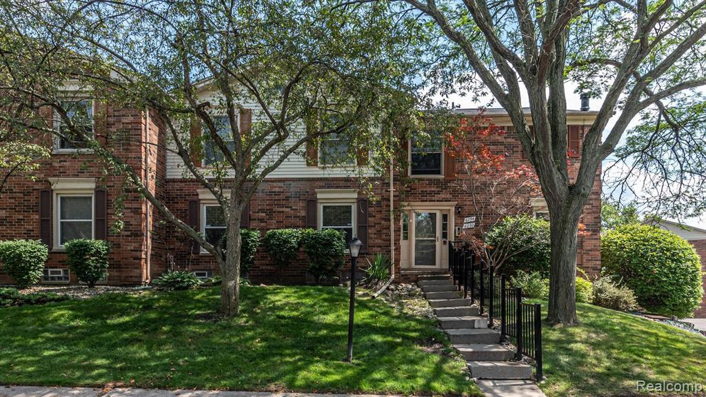 Primary Photo - 6292 Pepper Hill St
