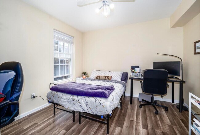 Foto del edificio - 327 5th St