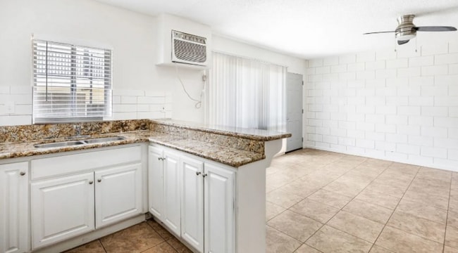 Foto del edificio - 34976 Ave A