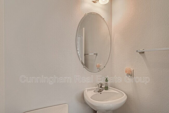Building Photo - 6004 Rampolla Dr