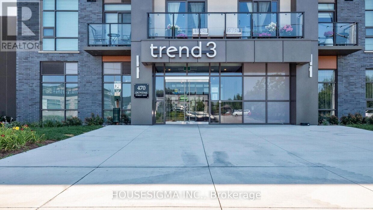 Primary Photo - 470-470 Dundas St E