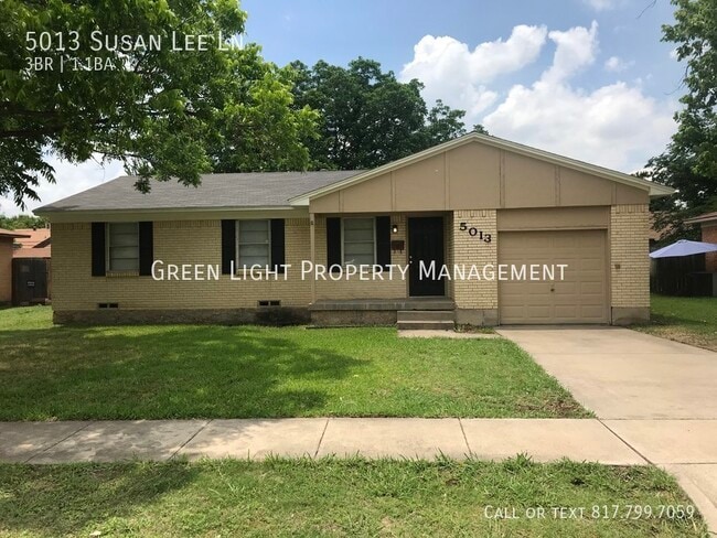 Building Photo - 5013 Susan Lee Ln