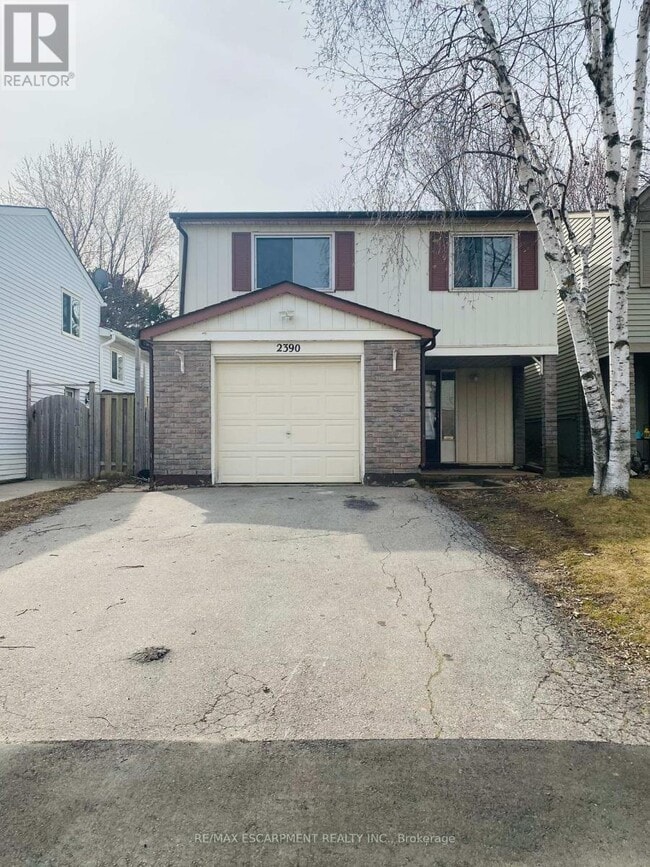 Building Photo - 2390 Coldstream Dr