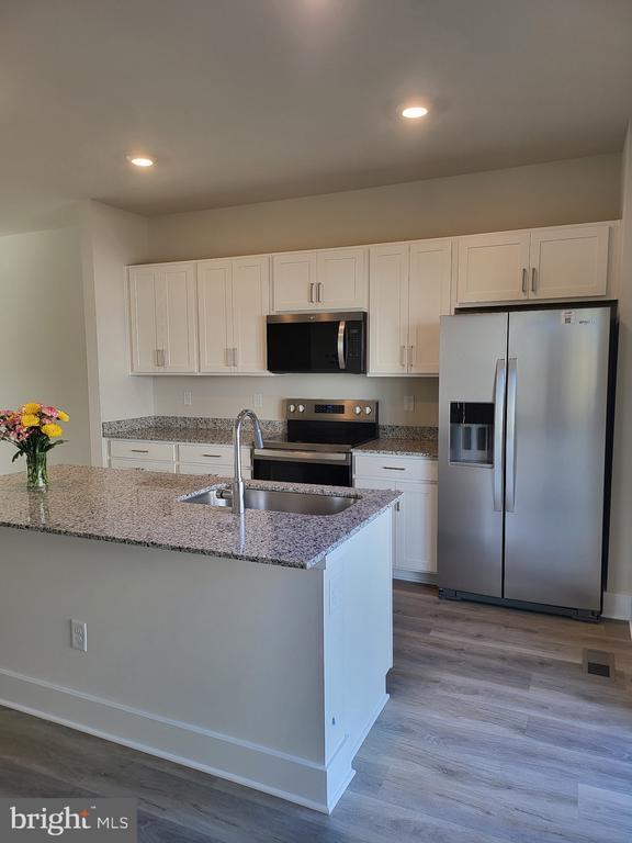 Foto del edificio - 180 Munsee Cir