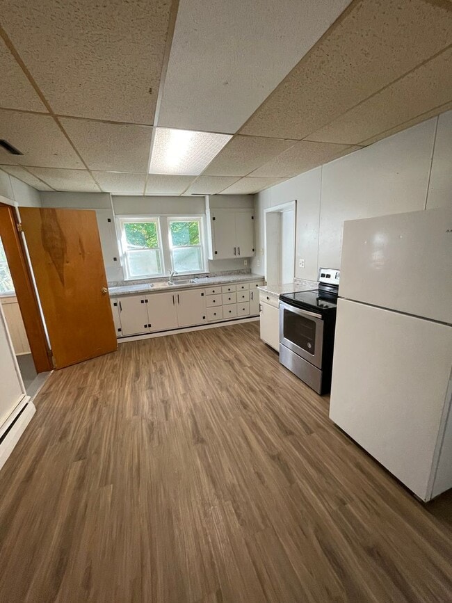 Building Photo - Four Bedroom Single Family Home in Delphi