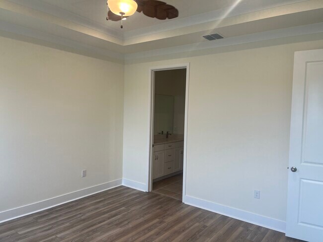 OWNERS SUITE BEDROOM 1 - 10279 Bonavie Cove Dr