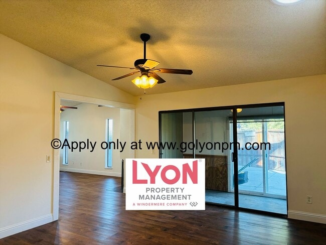 Building Photo - Coming Soon! Charming 2-bedroom, 2-bath Home with Modern Amenities and Ample Space!